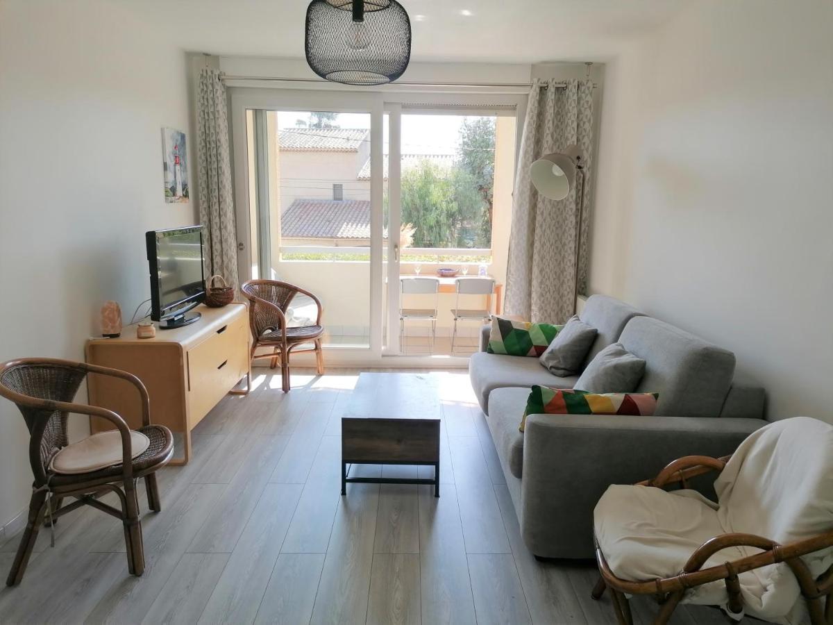 Le Cosy, Proche Plage, Base Nature, A Pied Apartment Frejus